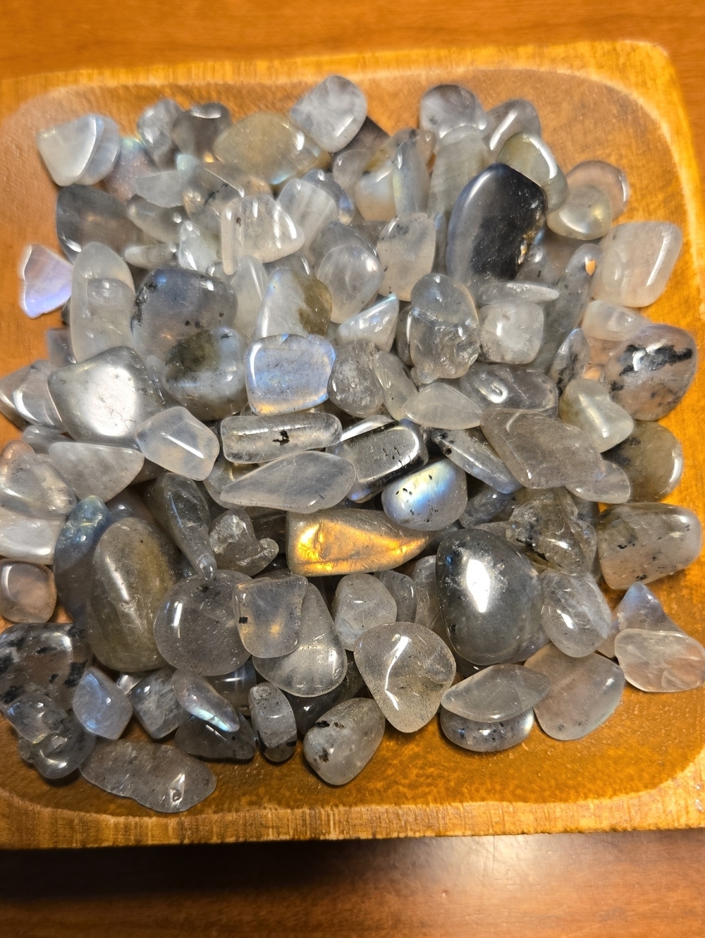 Labradorite Tumbled Stone Chips